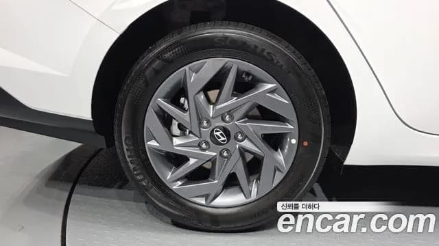 2026 Hyundai The New Avante Hybrid (CN7) Modern Sold VIN KMHLN41JGTU179613 – rear exterior 2026 Hyundai The New Avante Hybrid (CN7) Modern Sold VIN KMHLN41JGTU179613 – rear exterior