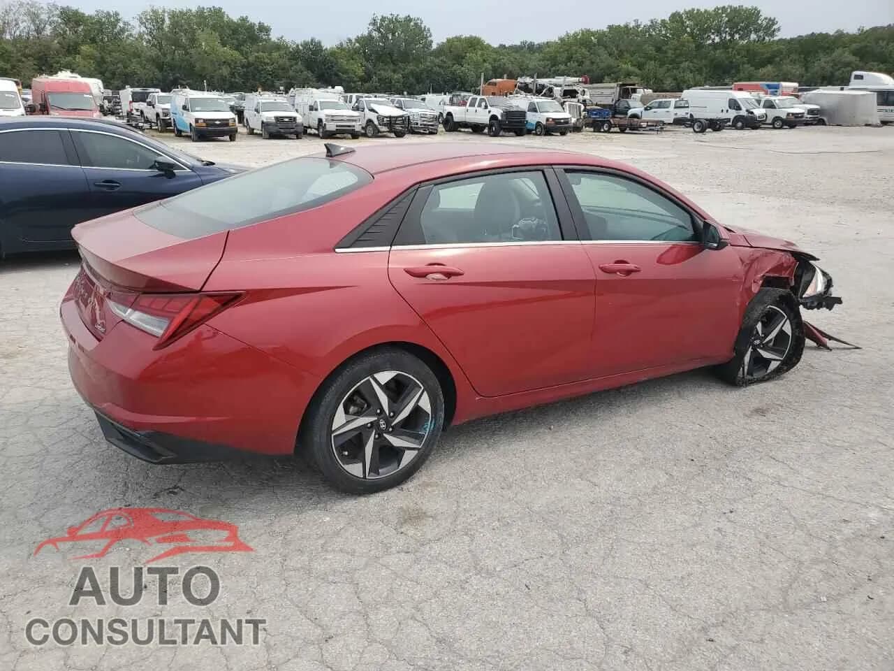 2023 HYUNDAI ELANTRA Damaged VIN KMHLP4AG1PU472461 – side profile 2023 HYUNDAI ELANTRA Damaged VIN KMHLP4AG1PU472461 – side profile