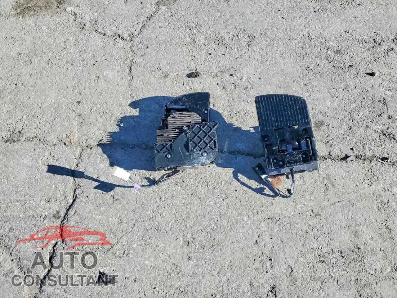 2024 HYUNDAI ELANTRA Damaged VIN KMHLP4DG7RU662778 – photo 12 2024 HYUNDAI ELANTRA Damaged VIN KMHLP4DG7RU662778 – photo 12