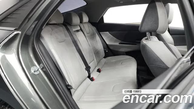 2021 Hyundai Avante (CN7) 1.6 Sold VIN KMHLR41EEMU001691 – side profile 2021 Hyundai Avante (CN7) 1.6 Sold VIN KMHLR41EEMU001691 – side profile