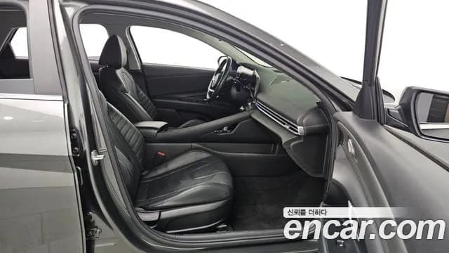 2021 Hyundai Avante (CN7) 1.6 Sold VIN KMHLR41EEMU015400 – exterior detail 2021 Hyundai Avante (CN7) 1.6 Sold VIN KMHLR41EEMU015400 – exterior detail