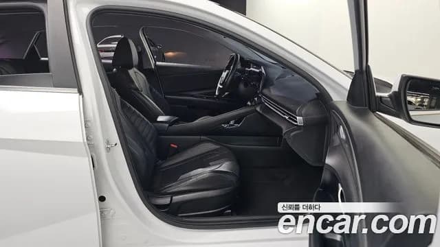 2021 Hyundai Avante (CN7) 1.6 Sold VIN KMHLR41EEMU016721 – rear exterior 2021 Hyundai Avante (CN7) 1.6 Sold VIN KMHLR41EEMU016721 – rear exterior