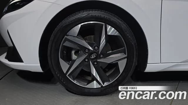 2021 Hyundai Avante (CN7) 1.6 Sold VIN KMHLR41EEMU020323 – dashboard 2021 Hyundai Avante (CN7) 1.6 Sold VIN KMHLR41EEMU020323 – dashboard