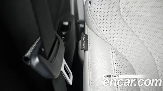 2021 Hyundai Avante (CN7) 1.6 Sold VIN KMHLR41EEMU032180 – exterior detail 2021 Hyundai Avante (CN7) 1.6 Sold VIN KMHLR41EEMU032180 – exterior detail