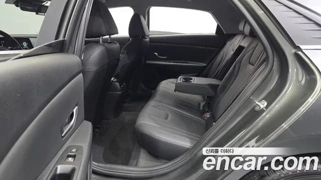 2021 Hyundai Avante (CN7) 1.6 Sold VIN KMHLR41EEMU047324 – rear exterior 2021 Hyundai Avante (CN7) 1.6 Sold VIN KMHLR41EEMU047324 – rear exterior