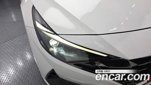 2021 Hyundai Avante (CN7) 1.6 Sold VIN KMHLR41EEMU055939 – trunk area 2021 Hyundai Avante (CN7) 1.6 Sold VIN KMHLR41EEMU055939 – trunk area