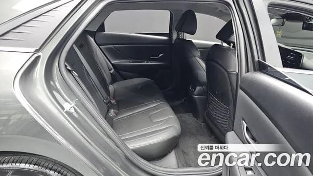 2021 Hyundai Avante (CN7) 1.6 Sold VIN KMHLR41EEMU060646 – trunk area 2021 Hyundai Avante (CN7) 1.6 Sold VIN KMHLR41EEMU060646 – trunk area