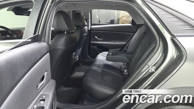 2021 Hyundai Avante (CN7) 1.6 Sold VIN KMHLR41EEMU093418 – interior seats 2021 Hyundai Avante (CN7) 1.6 Sold VIN KMHLR41EEMU093418 – interior seats