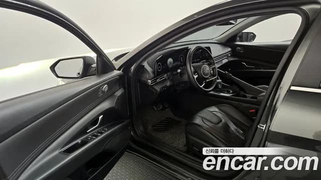 2021 Hyundai Avante (CN7) 1.6 Sold VIN KMHLR41EEMU106701 – rear exterior 2021 Hyundai Avante (CN7) 1.6 Sold VIN KMHLR41EEMU106701 – rear exterior