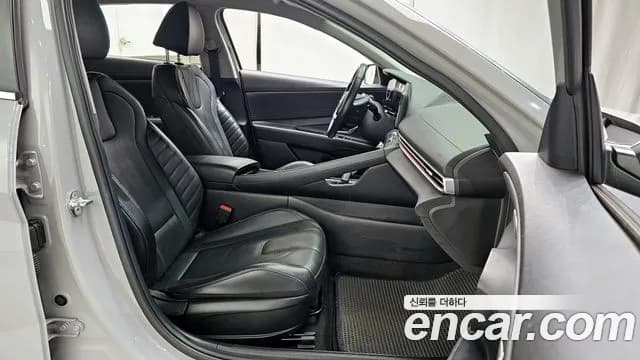 2021 Hyundai Avante (CN7) 1.6 Sold VIN KMHLR41EEMU117688 – trunk area 2021 Hyundai Avante (CN7) 1.6 Sold VIN KMHLR41EEMU117688 – trunk area