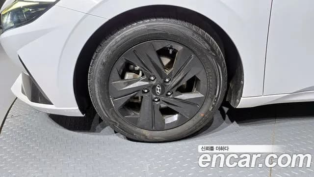 2021 Hyundai Avante (CN7) 1.6 Sold VIN KMHLR41EEMU190606 – front exterior 2021 Hyundai Avante (CN7) 1.6 Sold VIN KMHLR41EEMU190606 – front exterior
