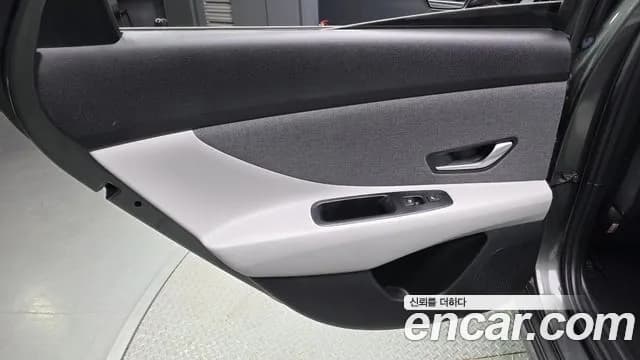 2021 Hyundai Avante (CN7) 1.6 Sold VIN KMHLR41EEMU235980 – trunk area 2021 Hyundai Avante (CN7) 1.6 Sold VIN KMHLR41EEMU235980 – trunk area