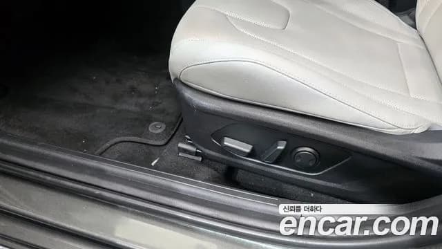 2022 Hyundai Avante (CN7) 1.6 Sold VIN KMHLR41EENU253961 – trunk area 2022 Hyundai Avante (CN7) 1.6 Sold VIN KMHLR41EENU253961 – trunk area