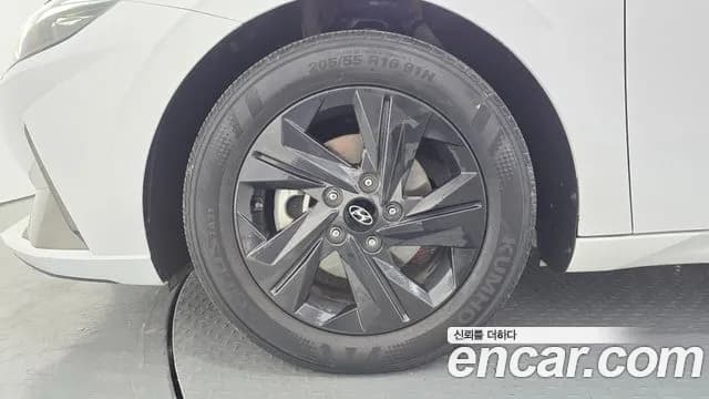 2022 Hyundai Avante (CN7) 1.6 Sold VIN KMHLR41EENU302823 – side profile 2022 Hyundai Avante (CN7) 1.6 Sold VIN KMHLR41EENU302823 – side profile