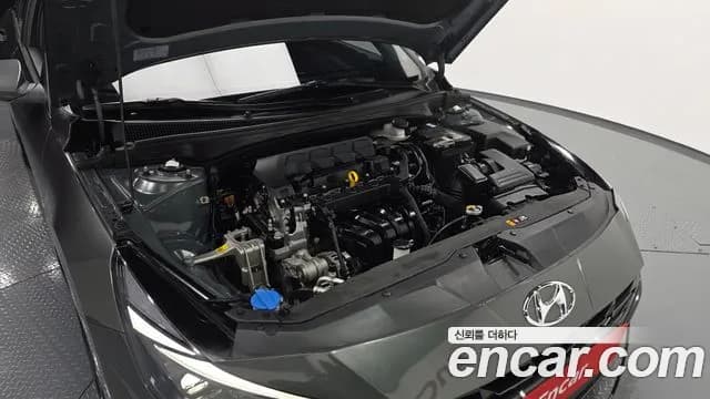 2022 Hyundai Avante (CN7) 1.6 Sold VIN KMHLR41EENU326304 – exterior detail 2022 Hyundai Avante (CN7) 1.6 Sold VIN KMHLR41EENU326304 – exterior detail