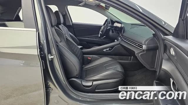 2022 Hyundai Avante (CN7) 1.6 Sold VIN KMHLR41EENU330675 – exterior detail 2022 Hyundai Avante (CN7) 1.6 Sold VIN KMHLR41EENU330675 – exterior detail
