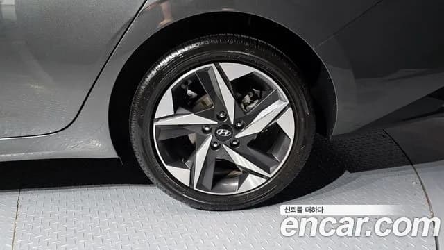 2023 Hyundai Avante (CN7) 1.6 Sold VIN KMHLR41EEPU362489 – interior seats 2023 Hyundai Avante (CN7) 1.6 Sold VIN KMHLR41EEPU362489 – interior seats