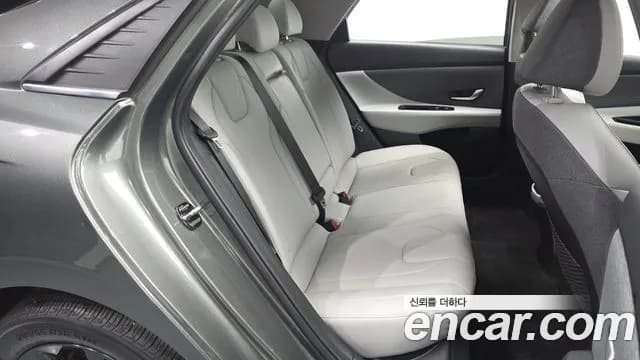 2023 Hyundai Avante (CN7) 1.6 Sold VIN KMHLR41EEPU520954 – exterior detail 2023 Hyundai Avante (CN7) 1.6 Sold VIN KMHLR41EEPU520954 – exterior detail