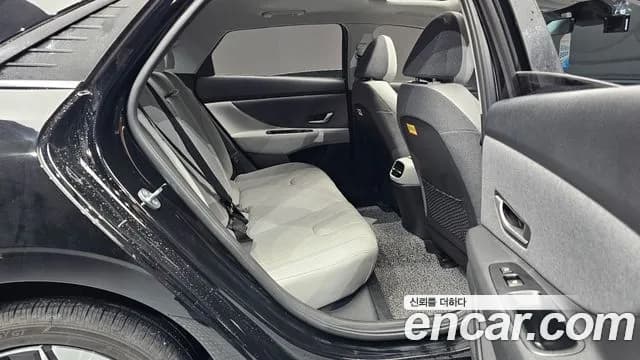 2023 Hyundai Avante (CN7) 1.6 Sold VIN KMHLR41EEPU533352 – interior seats 2023 Hyundai Avante (CN7) 1.6 Sold VIN KMHLR41EEPU533352 – interior seats