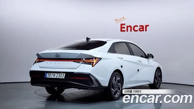 2024 Hyundai The New Avante (CN7) 1.6 Sold VIN KMHLR41EERU589666 – interior seats 2024 Hyundai The New Avante (CN7) 1.6 Sold VIN KMHLR41EERU589666 – interior seats