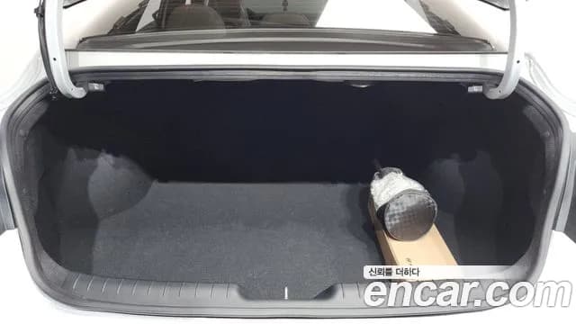 2024 Hyundai The New Avante (CN7) 1.6 Sold VIN KMHLR41EERU589666 – photo 15 2024 Hyundai The New Avante (CN7) 1.6 Sold VIN KMHLR41EERU589666 – photo 15