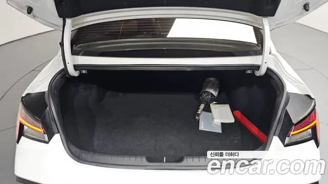 2024 Hyundai The New Avante (CN7) 1.6 Sold VIN KMHLR41EERU631181 – undercarriage 2024 Hyundai The New Avante (CN7) 1.6 Sold VIN KMHLR41EERU631181 – undercarriage