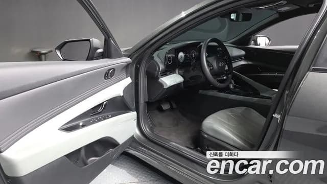 2024 Hyundai The New Avante (CN7) 1.6 Sold VIN KMHLR41EERU690351 – exterior detail 2024 Hyundai The New Avante (CN7) 1.6 Sold VIN KMHLR41EERU690351 – exterior detail