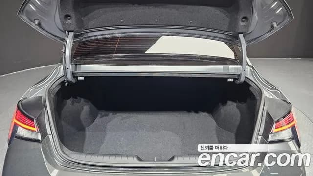 2024 Hyundai The New Avante (CN7) 1.6 Sold VIN KMHLR41EERU695645 – rear exterior 2024 Hyundai The New Avante (CN7) 1.6 Sold VIN KMHLR41EERU695645 – rear exterior
