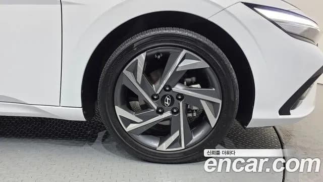 2024 Hyundai The New Avante (CN7) 1.6 Sold VIN KMHLR41EERU768318 – rear exterior 2024 Hyundai The New Avante (CN7) 1.6 Sold VIN KMHLR41EERU768318 – rear exterior