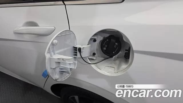 2024 Hyundai The New Avante (CN7) 1.6 Sold VIN KMHLR41EERU805655 – undercarriage 2024 Hyundai The New Avante (CN7) 1.6 Sold VIN KMHLR41EERU805655 – undercarriage