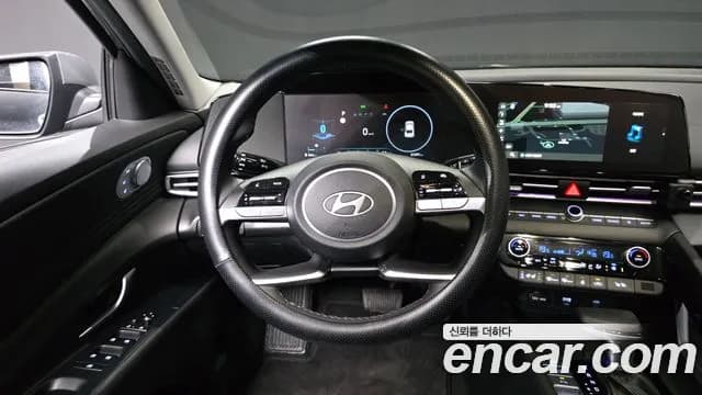 2025 Hyundai The New Avante (CN7) 1.6 Sold VIN KMHLR41EESU866390 – exterior detail 2025 Hyundai The New Avante (CN7) 1.6 Sold VIN KMHLR41EESU866390 – exterior detail