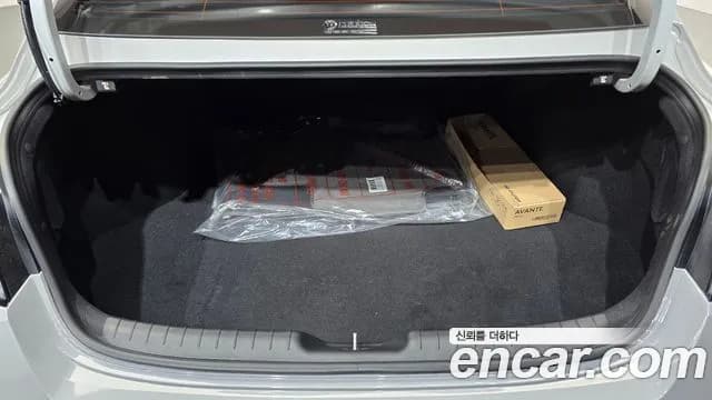 2025 Hyundai The New Avante (CN7) 1.6 Sold VIN KMHLR41EESU954870 – rear exterior 2025 Hyundai The New Avante (CN7) 1.6 Sold VIN KMHLR41EESU954870 – rear exterior