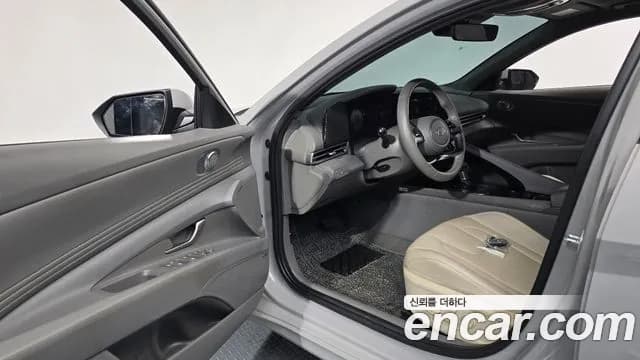 2025 Hyundai The New Avante (CN7) 1.6 Sold VIN KMHLR41EESU954870 – interior seats 2025 Hyundai The New Avante (CN7) 1.6 Sold VIN KMHLR41EESU954870 – interior seats