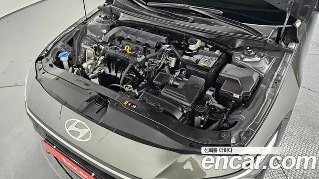 2025 Hyundai The New Avante (CN7) 1.6 Sold VIN KMHLR41EESU959723 – trunk area 2025 Hyundai The New Avante (CN7) 1.6 Sold VIN KMHLR41EESU959723 – trunk area