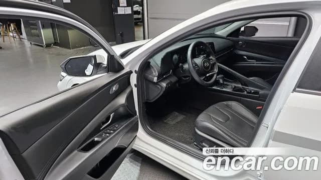 2025 Hyundai The New Avante (CN7) 1.6 Sold VIN KMHLR41EESU995343 – interior seats 2025 Hyundai The New Avante (CN7) 1.6 Sold VIN KMHLR41EESU995343 – interior seats
