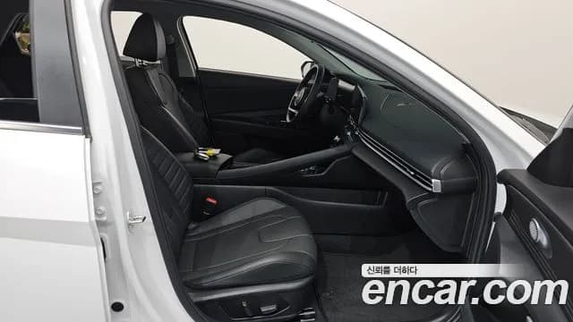 2026 Hyundai The New Avante (CN7) 1.6 Sold VIN KMHLR41EETU033949 – trunk area 2026 Hyundai The New Avante (CN7) 1.6 Sold VIN KMHLR41EETU033949 – trunk area