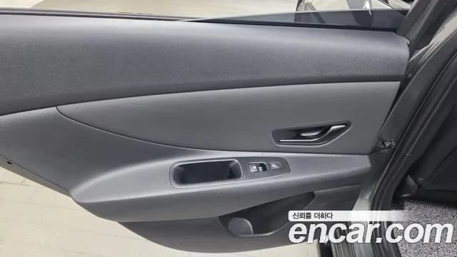 2026 Hyundai The New Avante (CN7) 1.6 Sold VIN KMHLR41EETU073016 – trunk area 2026 Hyundai The New Avante (CN7) 1.6 Sold VIN KMHLR41EETU073016 – trunk area
