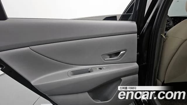 2026 Hyundai The New Avante (CN7) 1.6 Sold VIN KMHLR41EETU091104 – trunk area 2026 Hyundai The New Avante (CN7) 1.6 Sold VIN KMHLR41EETU091104 – trunk area