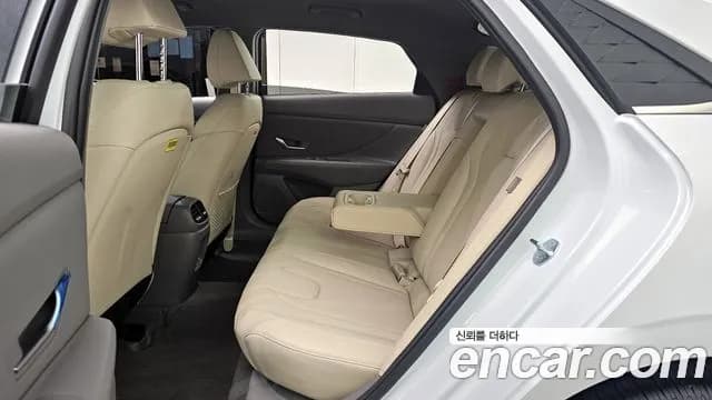 2026 Hyundai The New Avante (CN7) 1.6 Sold VIN KMHLR41EETU092587 – trunk area 2026 Hyundai The New Avante (CN7) 1.6 Sold VIN KMHLR41EETU092587 – trunk area