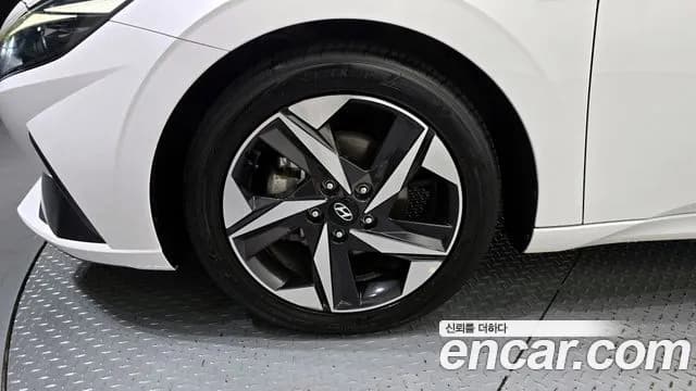 2021 Hyundai Avante Hybrid (CN7) Inspiration Sold VIN KMHLR41JGMU003030 – side profile 2021 Hyundai Avante Hybrid (CN7) Inspiration Sold VIN KMHLR41JGMU003030 – side profile