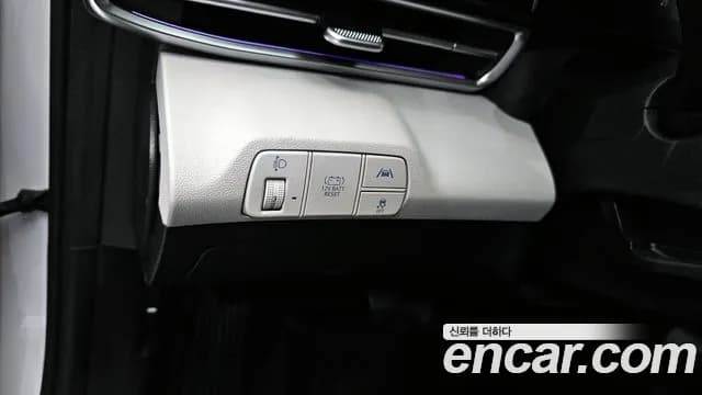 2021 Hyundai Avante Hybrid (CN7) Inspiration Sold VIN KMHLR41JGMU008176 – front exterior 2021 Hyundai Avante Hybrid (CN7) Inspiration Sold VIN KMHLR41JGMU008176 – front exterior