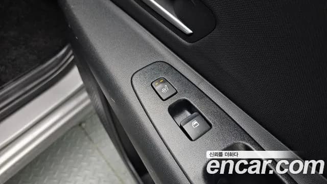 2021 Hyundai Avante Hybrid (CN7) Inspiration Sold VIN KMHLR41JGMU008453 – interior seats 2021 Hyundai Avante Hybrid (CN7) Inspiration Sold VIN KMHLR41JGMU008453 – interior seats
