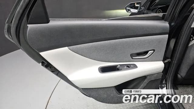 2021 Hyundai Avante Hybrid (CN7) Inspiration Sold VIN KMHLR41JGMU008528 – dashboard 2021 Hyundai Avante Hybrid (CN7) Inspiration Sold VIN KMHLR41JGMU008528 – dashboard