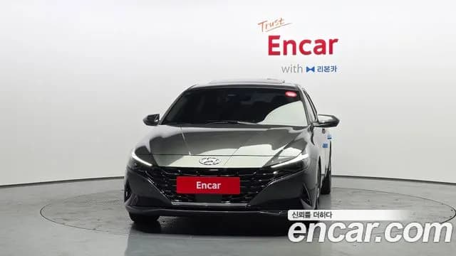 2021 Hyundai Avante Hybrid (CN7) Inspiration Sold VIN KMHLR41JGMU009070 – rear exterior 2021 Hyundai Avante Hybrid (CN7) Inspiration Sold VIN KMHLR41JGMU009070 – rear exterior