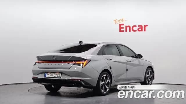 2022 Hyundai Avante Hybrid (CN7) Inspiration Sold VIN KMHLR41JGNU027111 – trunk area 2022 Hyundai Avante Hybrid (CN7) Inspiration Sold VIN KMHLR41JGNU027111 – trunk area
