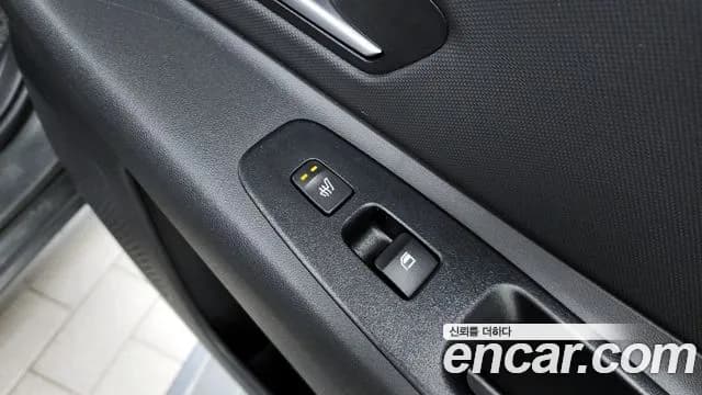 2023 Hyundai Avante Hybrid (CN7) Inspiration Sold VIN KMHLR41JGPU030412 – exterior detail 2023 Hyundai Avante Hybrid (CN7) Inspiration Sold VIN KMHLR41JGPU030412 – exterior detail
