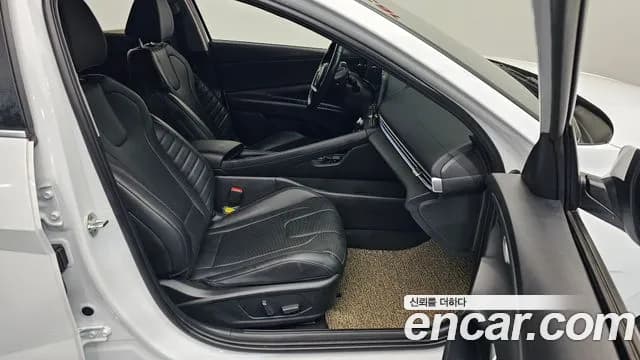 2023 Hyundai Avante Hybrid (CN7) Inspiration Sold VIN KMHLR41JGPU038957 – trunk area 2023 Hyundai Avante Hybrid (CN7) Inspiration Sold VIN KMHLR41JGPU038957 – trunk area