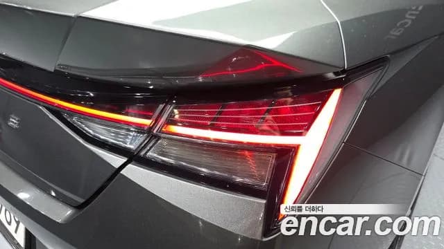 2023 Hyundai Avante Hybrid (CN7) Inspiration Sold VIN KMHLR41JGPU040220 – trunk area 2023 Hyundai Avante Hybrid (CN7) Inspiration Sold VIN KMHLR41JGPU040220 – trunk area