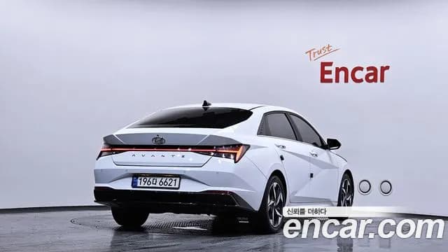 2023 Hyundai Avante Hybrid (CN7) Inspiration Sold VIN KMHLR41JGPU054434 – exterior detail 2023 Hyundai Avante Hybrid (CN7) Inspiration Sold VIN KMHLR41JGPU054434 – exterior detail