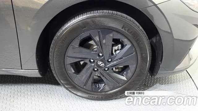 2023 Hyundai Avante Hybrid (CN7) Inspiration Sold VIN KMHLR41JGPU061421 – front exterior 2023 Hyundai Avante Hybrid (CN7) Inspiration Sold VIN KMHLR41JGPU061421 – front exterior
